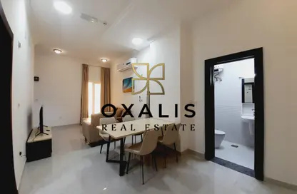 شقة - 2 غرف نوم - 2 حمامات للايجار في المنصورة - المنصورة - الدوحة