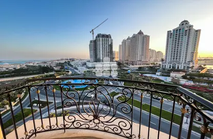 Balcony image for: Apartment - 2 Bedrooms - 3 Bathrooms for rent in Giardino Apartments - The Pearl Island - Doha, Image 1