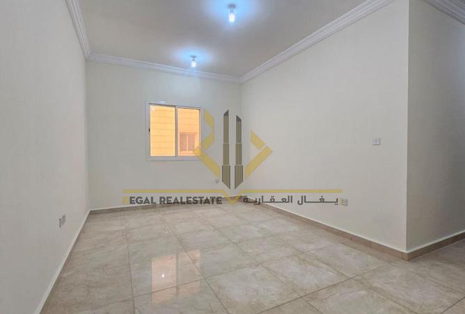 971419 - Property Image 2