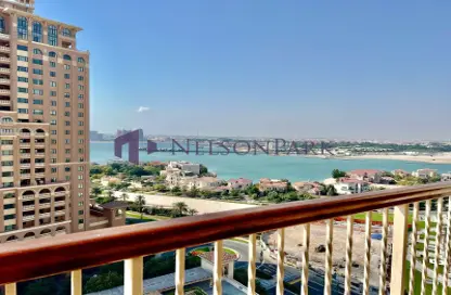 Apartment - 2 Bedrooms - 3 Bathrooms for rent in Porto Arabia - The Pearl Island - Doha