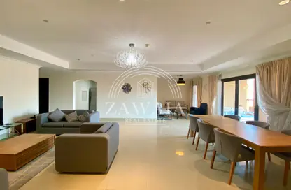Apartment - 2 Bedrooms - 3 Bathrooms for rent in West Porto Drive - Porto Arabia - The Pearl Island - Doha