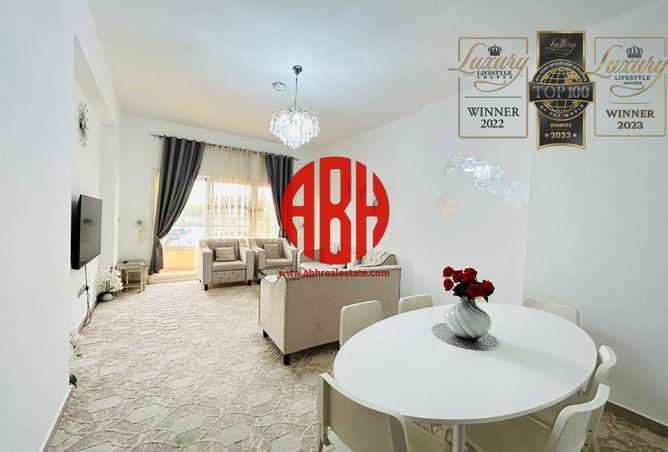 1002121 - Property Image 3