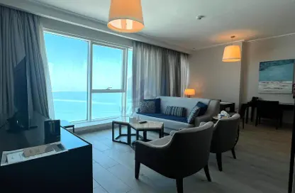 Apartment - 1 Bedroom - 2 Bathrooms for rent in City Center Towers - West Bay - Doha