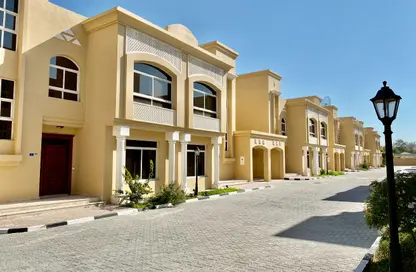 Compound - 4 Bedrooms - 4 Bathrooms for rent in Al Dana st - Muraikh - AlMuraikh - Doha