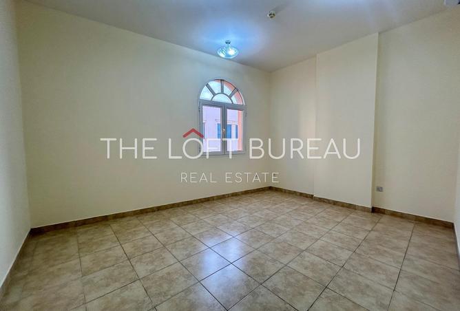 966078 - Property Image 3