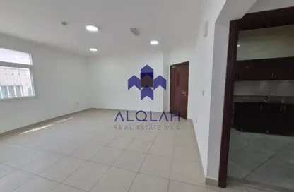 Apartment - 2 Bedrooms - 1 Bathroom for rent in Madinat Khalifa South - Madinat Khalifa - Doha