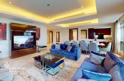 Townhouse - 3 Bedrooms - 5 Bathrooms for rent in Abraj Bay - Abraj Quartiers - The Pearl Island - Doha