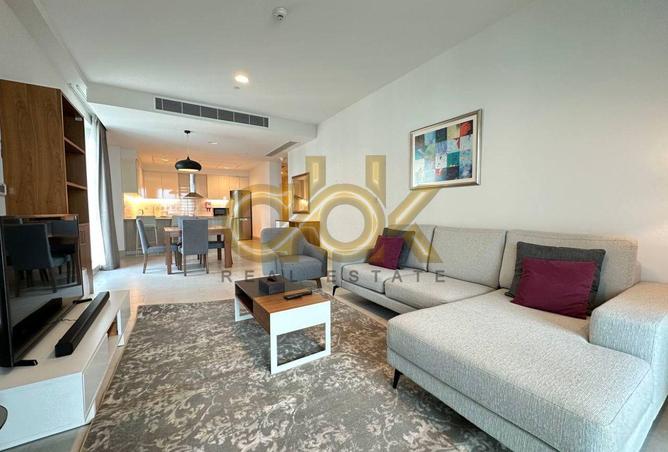 988262 - Property Image 2