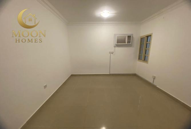 983539 - Property Image 3