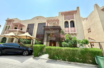 مجمع سكني - 5 غرف نوم - 5 حمامات للايجار في شارع الوعب - الوعب - الدوحة