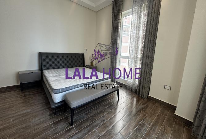 921464 - Property Image 2