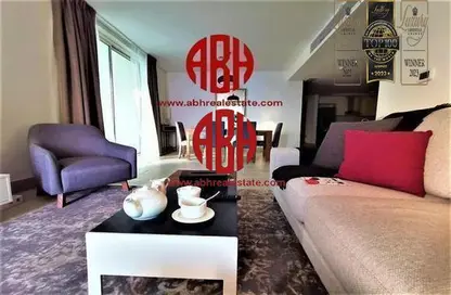 Apartment - 2 Bedrooms - 3 Bathrooms for rent in Imperial Amber - Viva Bahriyah - The Pearl Island - Doha