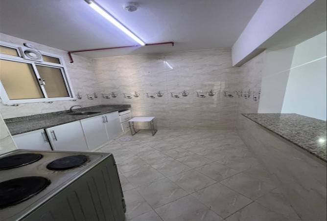 942552 - Property Image 2