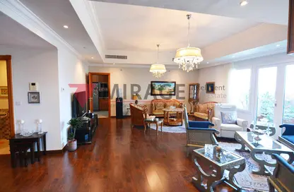 Apartment - 4 Bedrooms - 5 Bathrooms for sale in Tower 10 - Porto Arabia - The Pearl Island - Doha
