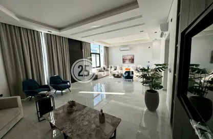 Villa - 6 Bedrooms - 7 Bathrooms for sale in Al Thumama - Al Thumama - Doha
