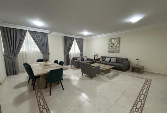 966608 - Property Main Image