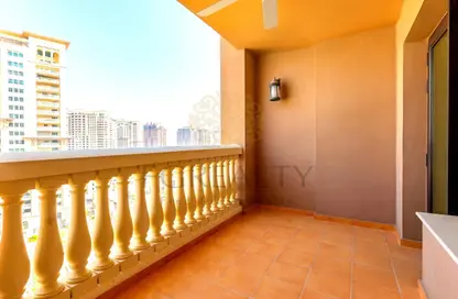 Apartment - 1 Bedroom - 2 Bathrooms for rent in East Porto Drive - Porto Arabia - The Pearl Island - Doha