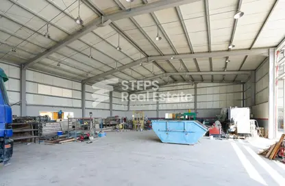Warehouse - Studio - 1 Bathroom for rent in East Industrial Street - Birkat Al Awamer - Al Wakra