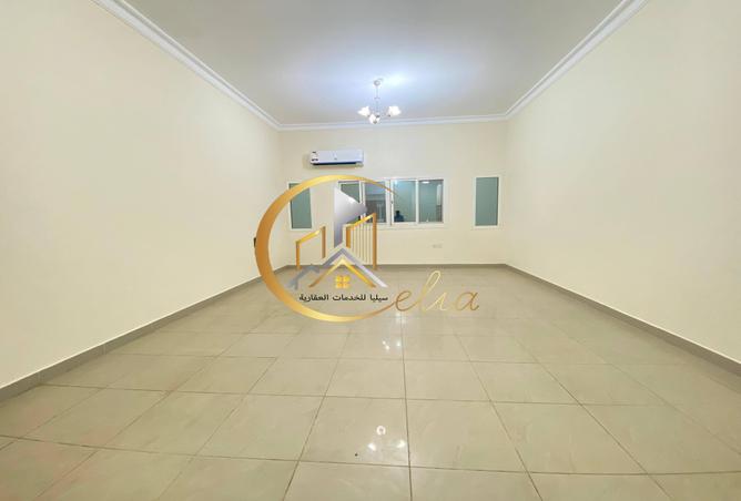 928527 - Property Image 2