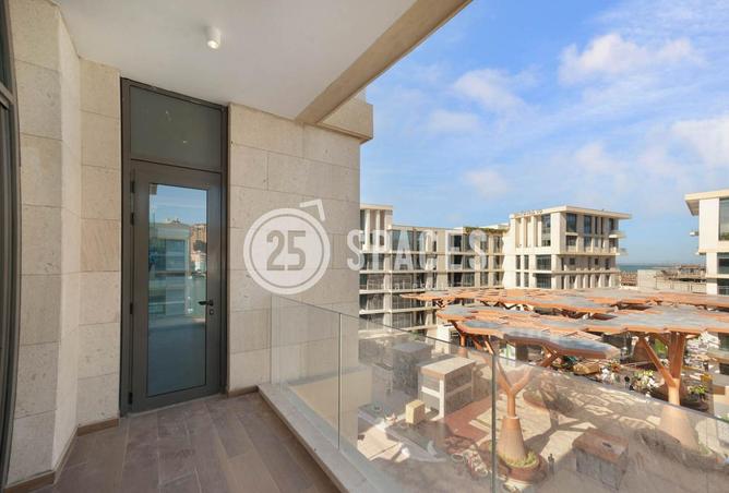 906095 - Property Image 3
