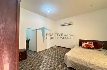Apartment - 1 Bathroom for rent in Palm Village residence - New Salata - Salata - Doha