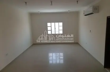 Apartment - 3 Bedrooms - 3 Bathrooms for rent in Bin Omran 35 - Fereej Bin Omran - Doha