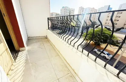 Apartment - 3 Bedrooms - 4 Bathrooms for rent in Hiteen Street - Al Muntazah - Doha