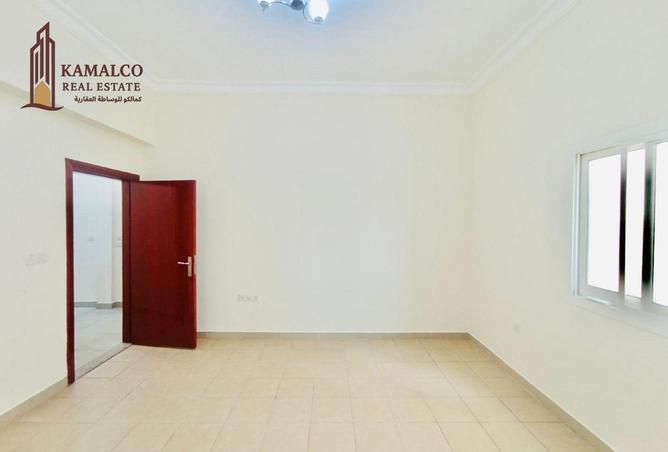 928596 - Property Image 2