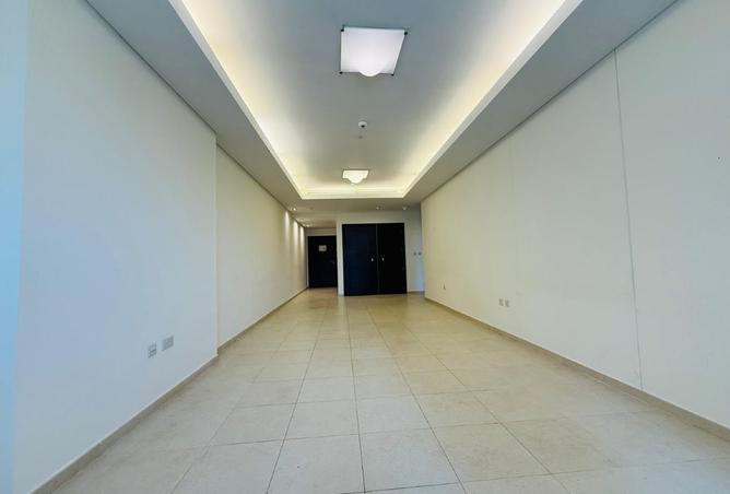 982499 - Property Image 2