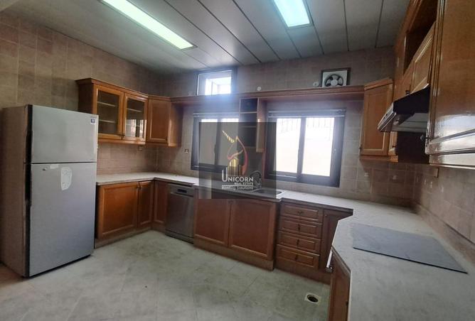 996567 - Property Image 2