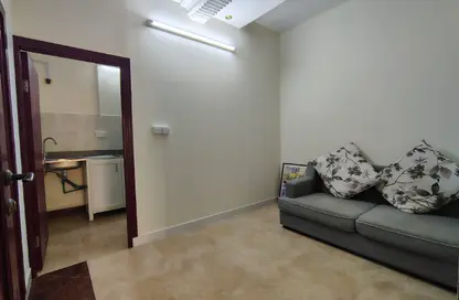Apartment - 1 Bedroom - 1 Bathroom for rent in Ain Khaled Villas - Ain Khaled - Doha