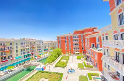 Apartment - 2 Bedrooms - 3 Bathrooms for rent in Qanat Quartier - The Pearl Island - Doha