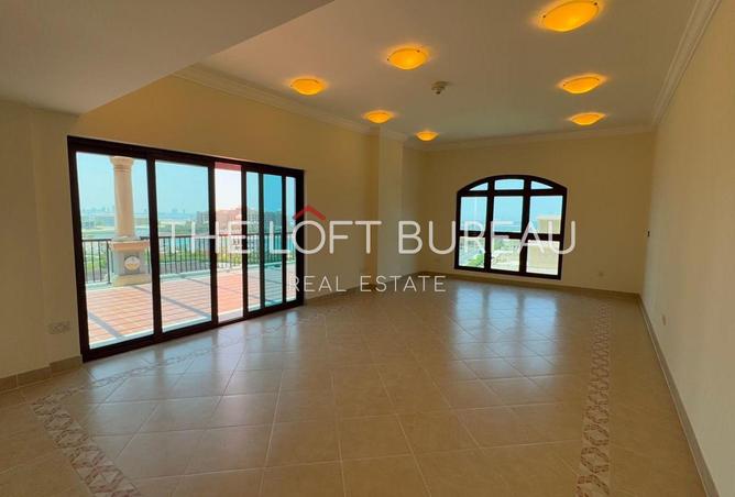 914129 - Property Image 2
