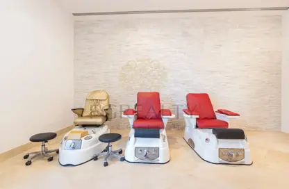 محل تجاري - استوديو - 1 حمام للايجار في شارع الشط - الخليج الغربي - الدوحة