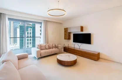 Apartment - 2 Bedrooms - 2 Bathrooms for sale in Marina Residences 195 - Marina District - Lusail