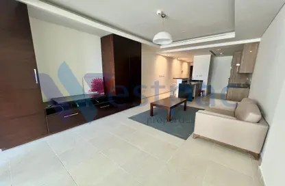 Apartment - Studio - 1 Bathroom for rent in Tower 22 - Viva Bahriyah - The Pearl Island - Doha