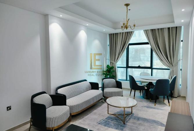 985768 - Property Image 2