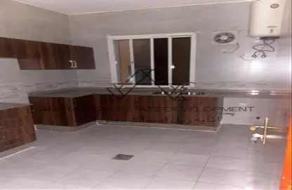 Apartment - 2 Bedrooms - 2 Bathrooms for rent in Al Muntazah Street - Al Muntazah - Doha