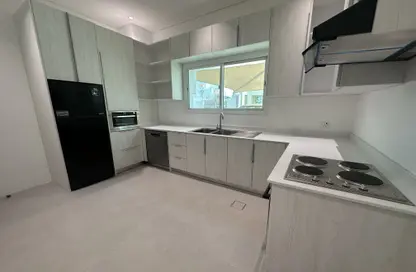 فيلا - 4 غرف نوم - 4 حمامات للايجار في فلل عين خالد - عين خالد - الدوحة