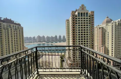 Apartment - 2 Bedrooms - 3 Bathrooms for rent in Floresta Gardens - Floresta Gardens - The Pearl Island - Doha