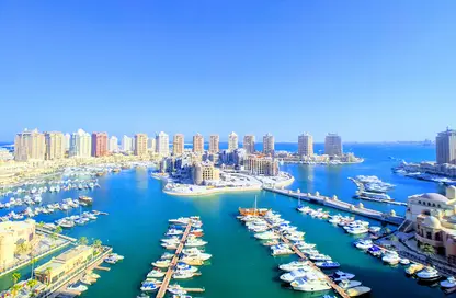 Apartment - 2 Bedrooms - 3 Bathrooms for sale in Tower 9 - Porto Arabia - The Pearl Island - Doha