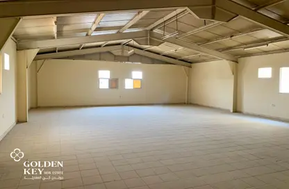 Warehouse - Studio for rent in Industrial Area 4 - Industrial Area - Industrial Area - Doha