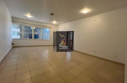 Apartment - 3 Bedrooms - 4 Bathrooms for rent in West Bay Tower - West Bay - West Bay - Doha
