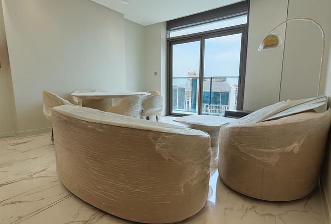 989705 - Property Image 2