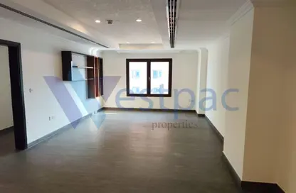 Apartment - 1 Bedroom - 2 Bathrooms for rent in East Porto Drive - Porto Arabia - The Pearl Island - Doha