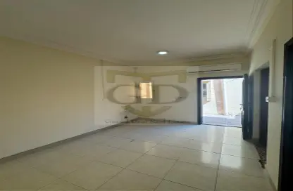 Apartment - Studio - 1 Bathroom for rent in Al Duhail - Al Duhail - Doha