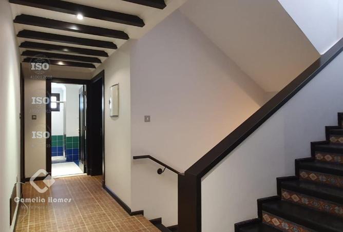 966143 - Property Image 2