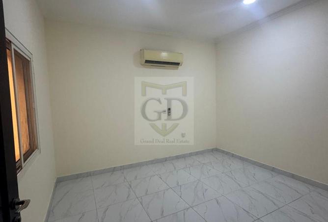 944098 - Property Main Image