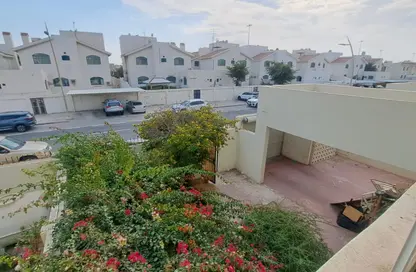 مجمع سكني - 5 غرف نوم - 3 حمامات للايجار في مجمع برزان السكني - سلاطة الجديدة - سلاطة - الدوحة