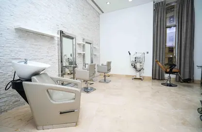 Shop - Studio - 2 Bathrooms for rent in West Bay Tower - West Bay - West Bay - Doha